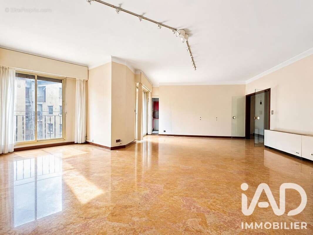 Appartement 93 m² à Avignon  - photo 2