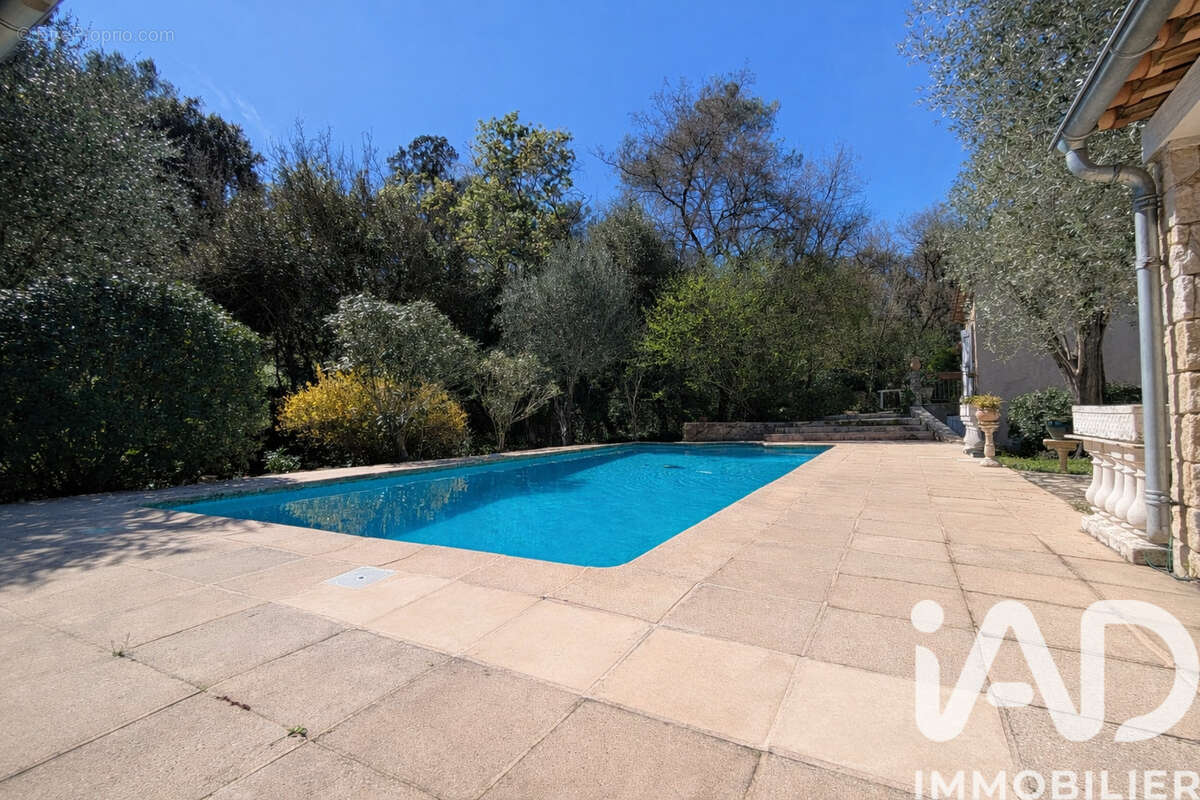Photo 6 - Maison à ROQUEFORT-LES-PINS
