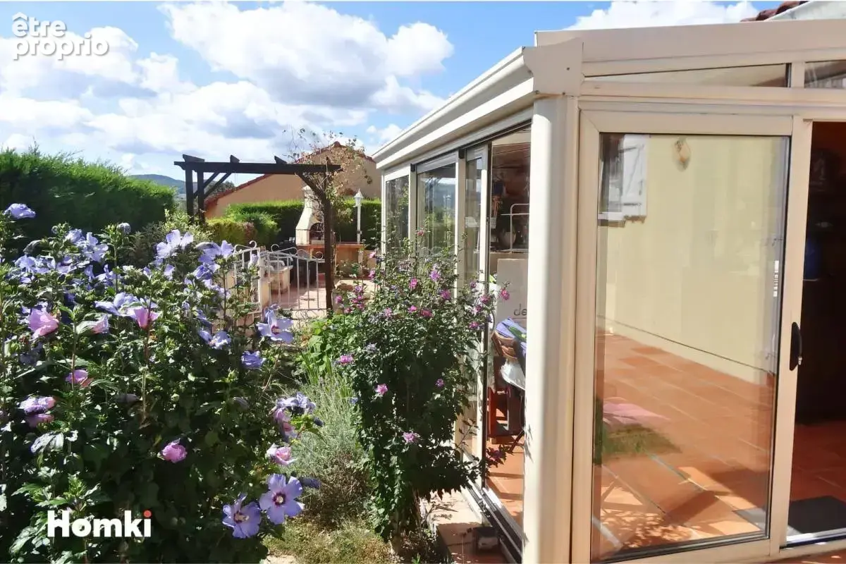 Vue imprenable, aucun vis-à-vis et plain-pied : une maison rare à Billom - photo 17