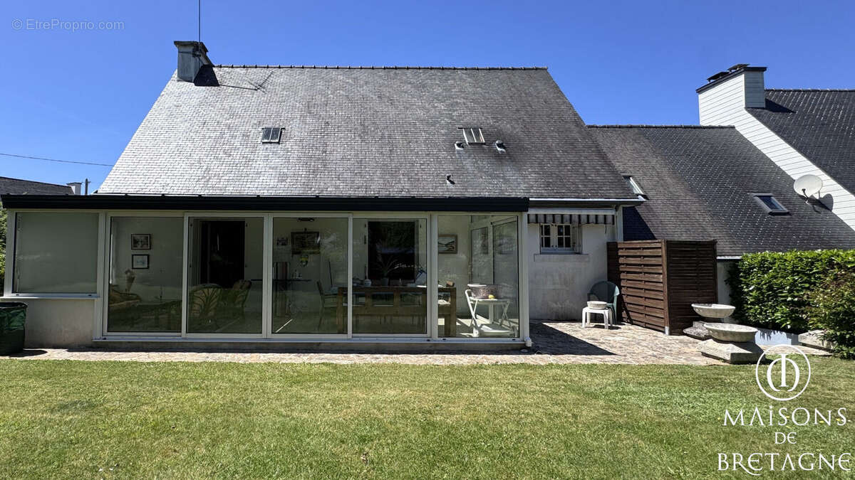 Maison à PONT-AVEN