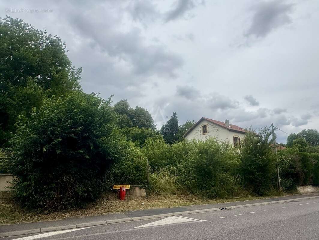 Terrain à NOVEANT-SUR-MOSELLE