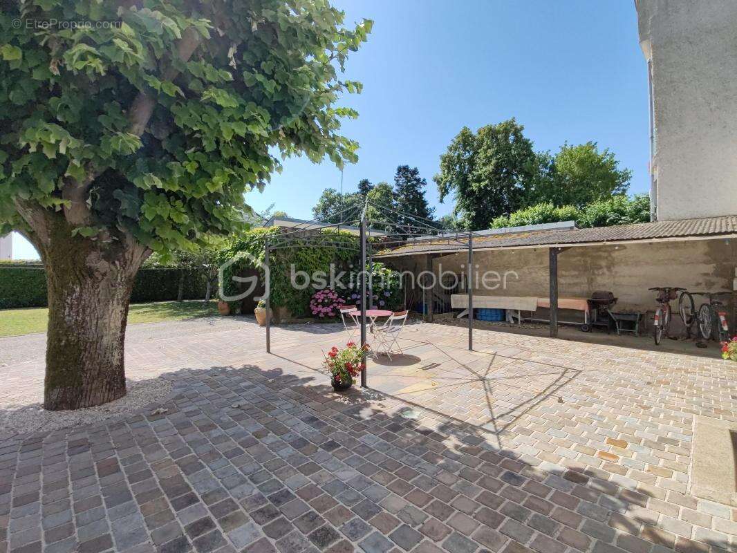 Maison à TOURY