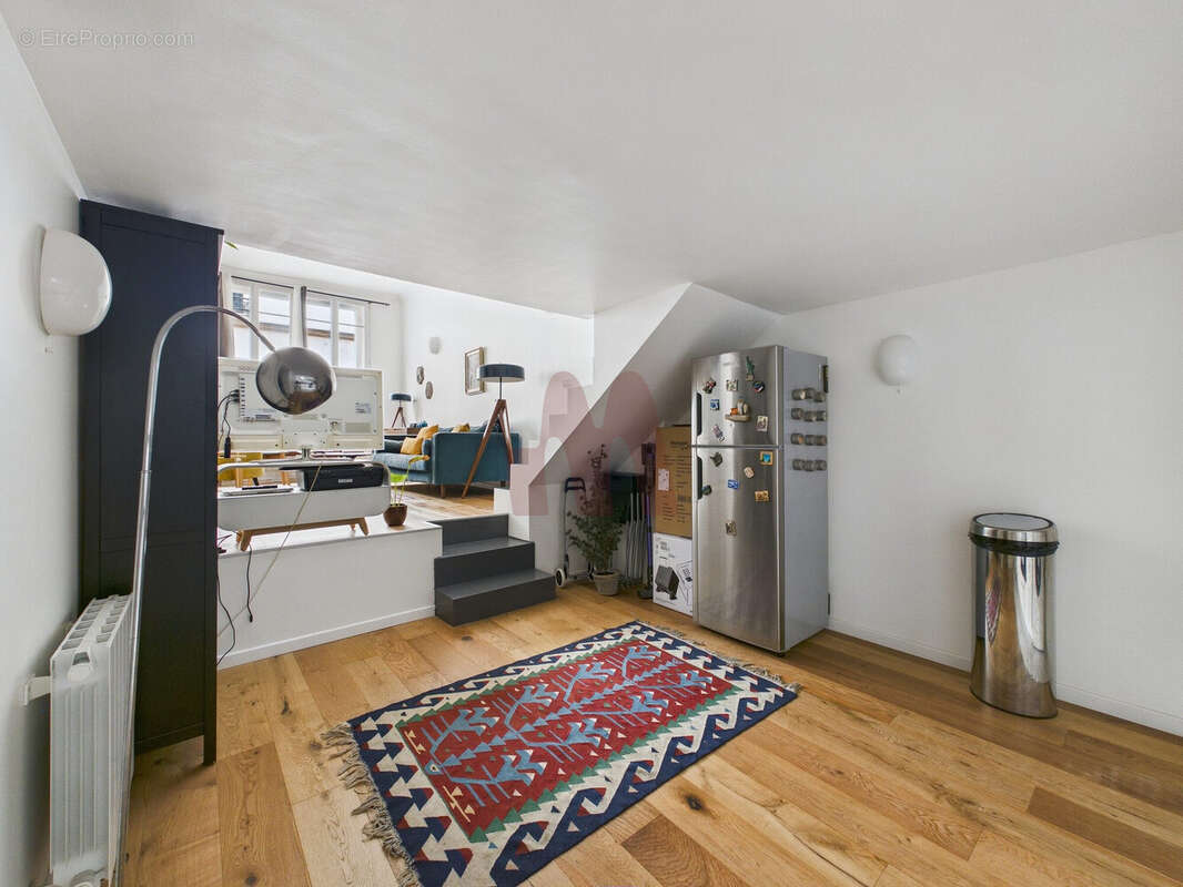 Appartement à PARIS-12E