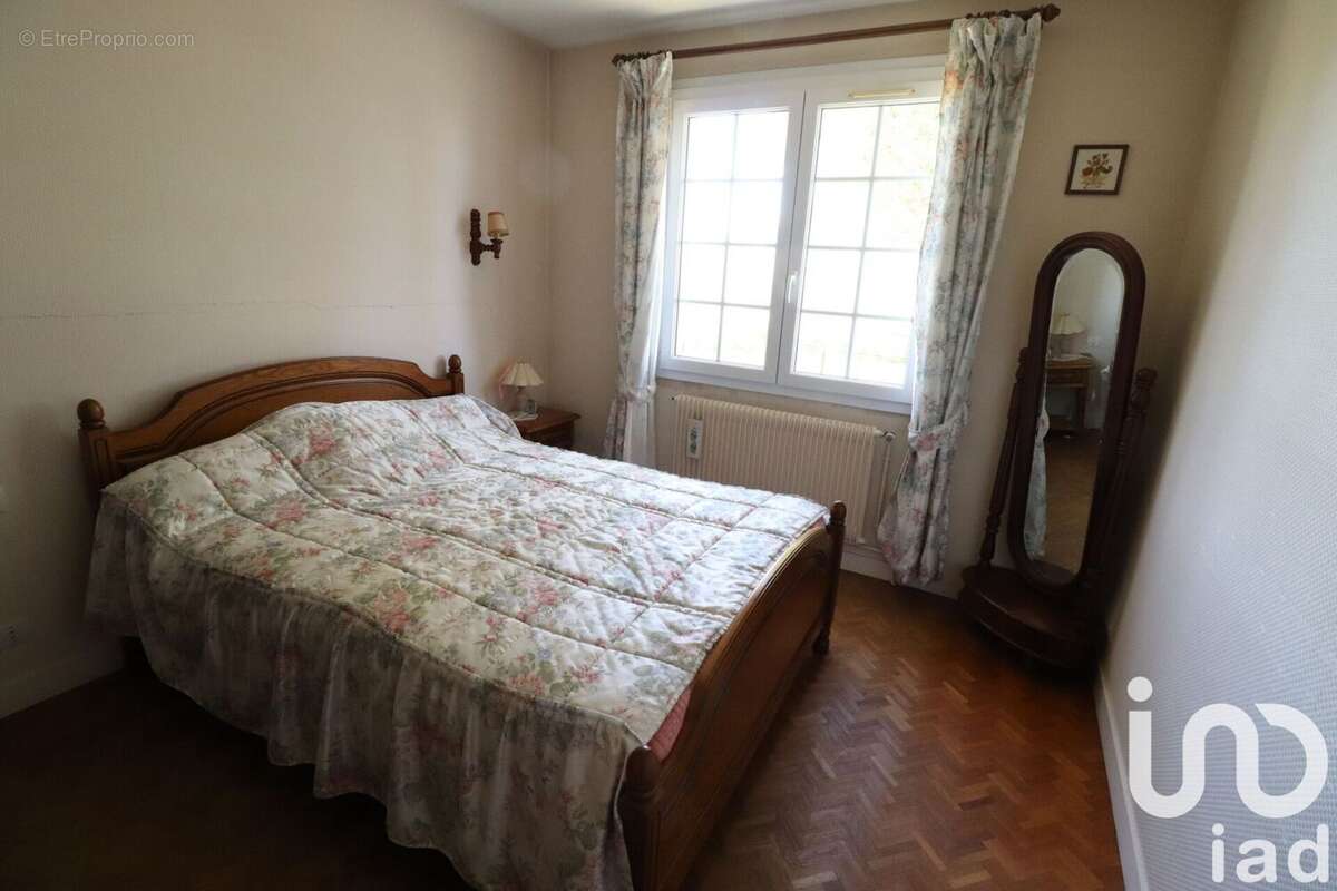 Photo 8 - Maison à MONTGUYON