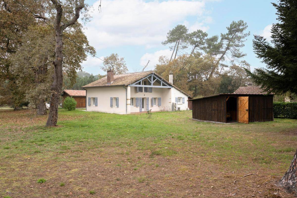 Maison à CAMPET-ET-LAMOLERE