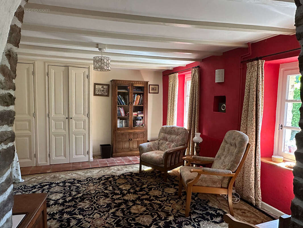Maison à RAUVILLE-LA-PLACE