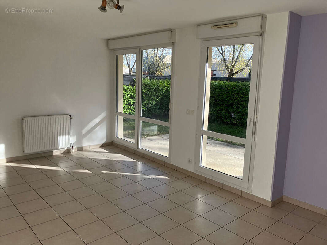 T3 Rez de Jardin St Jean des Vignes avec garage - photo 4