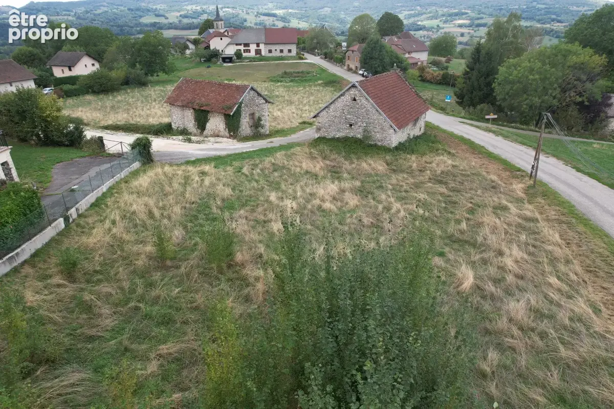 Photo Terrain à Meyrieux-Trouet au prix de 265 000€