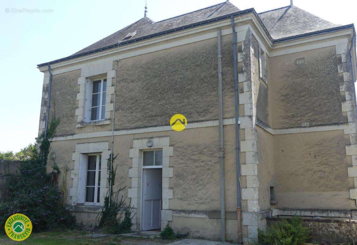 Maison à CHANNAY-SUR-LATHAN