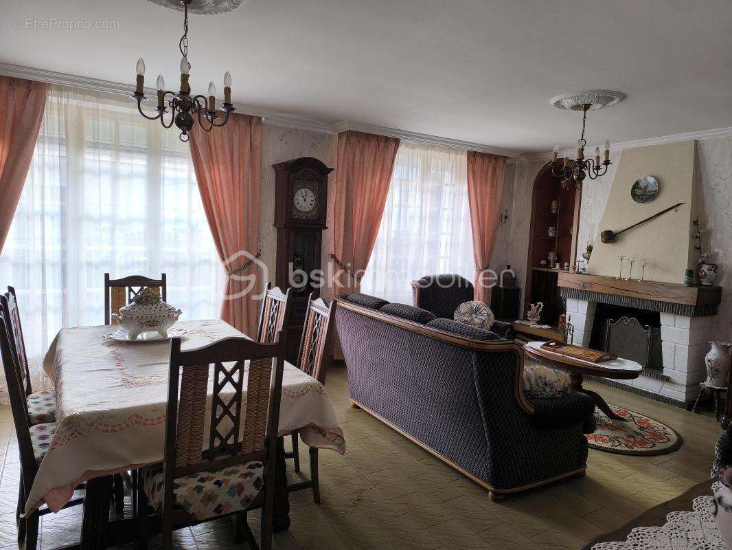 Maison à LE GRAND-LUCE