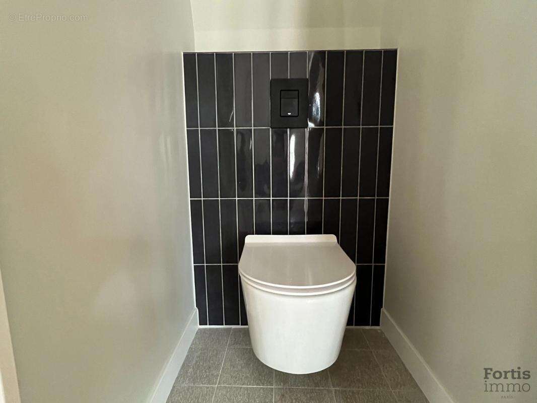 Appartement à PARIS-7E