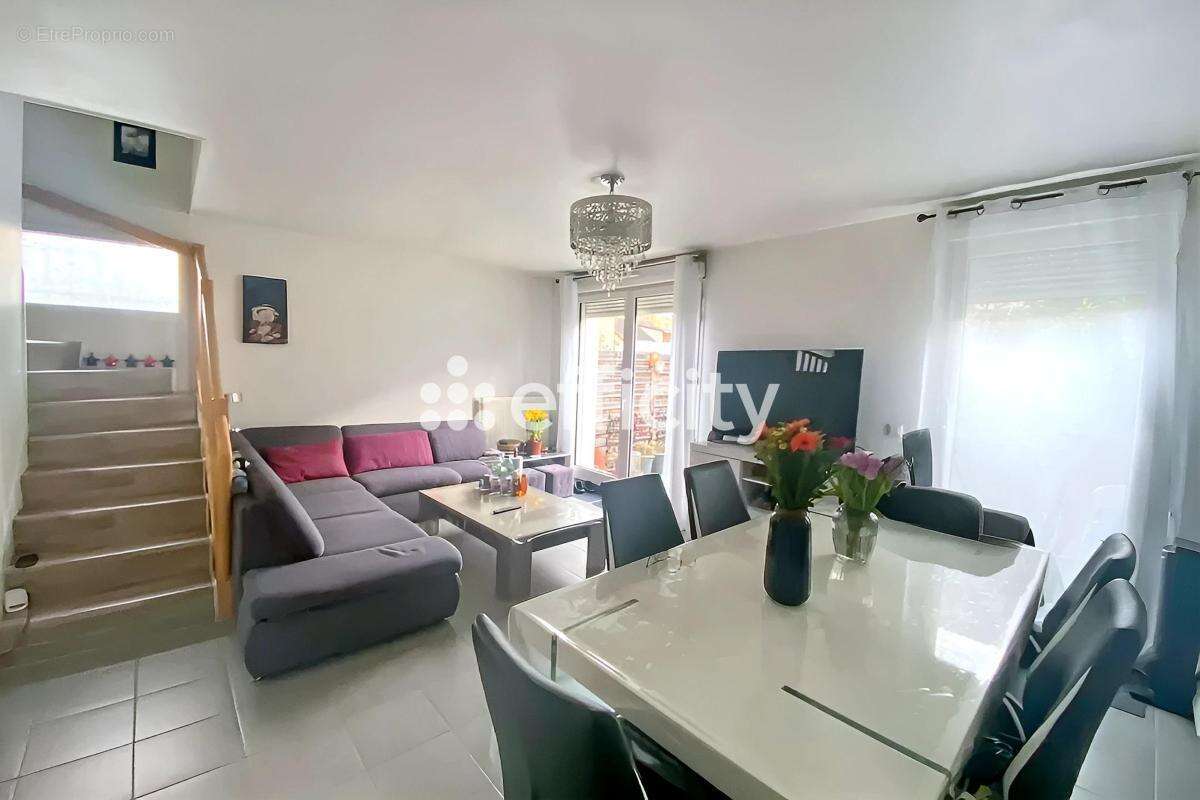 Appartement à SAINT-DENIS