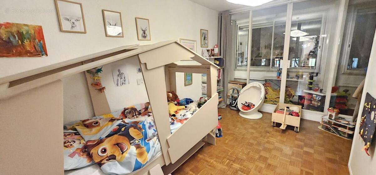 Appartement à LYON-9E