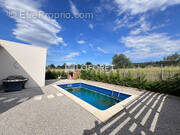 Maison à PEYRESTORTES