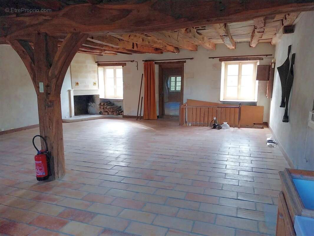 Maison à LA BUSSIERE