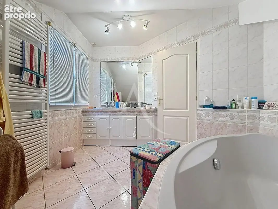 À vendre palaiseau camille claudel les terres rouges /maison 6 pièces 145 m² / 4 chambres /dpe b /garage 3 voitures - photo 12