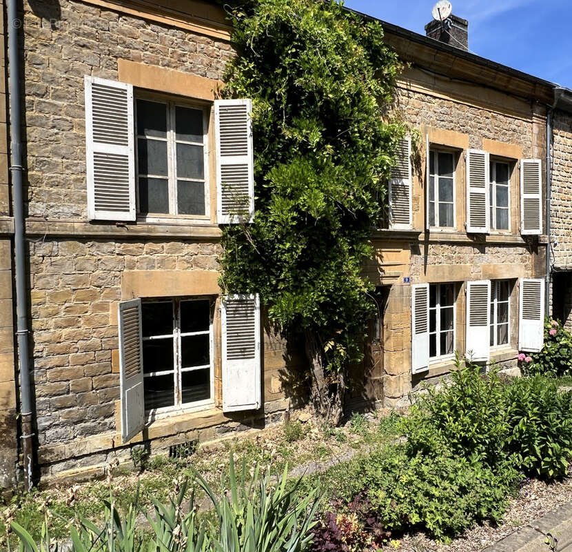 Maison à SURY
