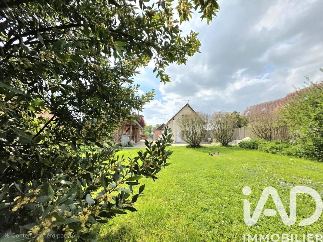 Photo 1 - Maison à CHARMONT-SOUS-BARBUISE