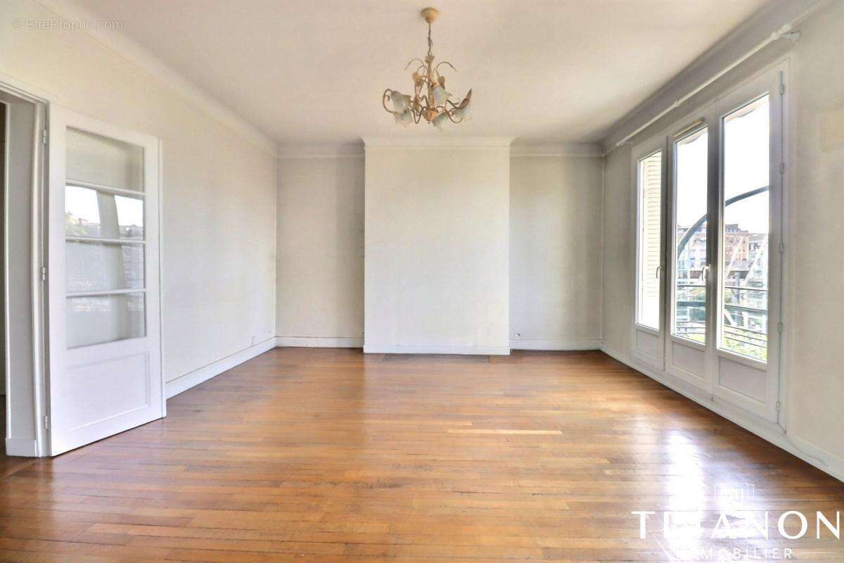 Appartement à ASNIERES-SUR-SEINE