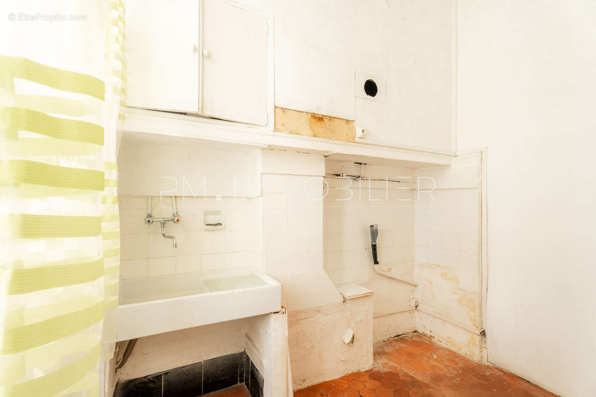 Appartement à MARSEILLE-2E