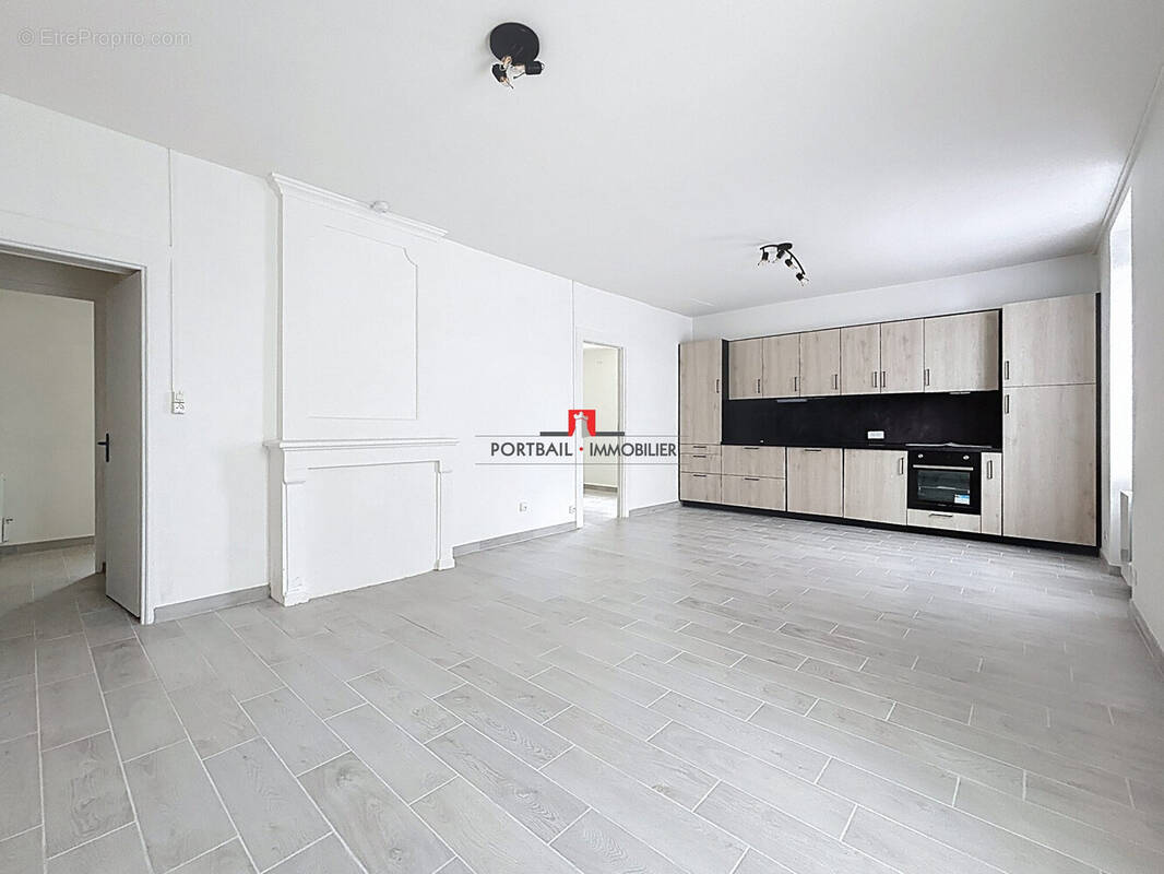 Maison à SAINT-CIERS-SUR-GIRONDE