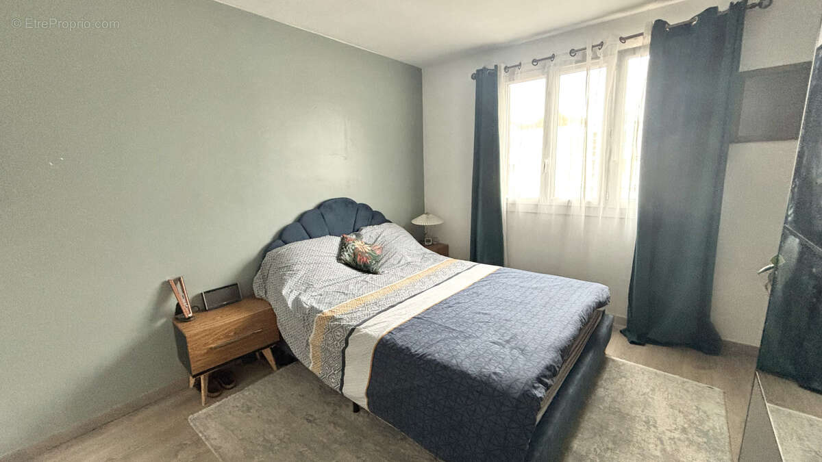 Appartement à ENGHIEN-LES-BAINS