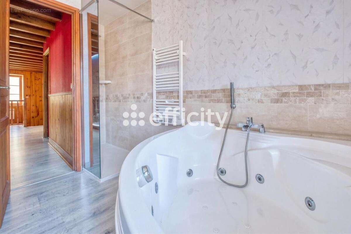 Maison 159 m² à Segonzac  - photo 8