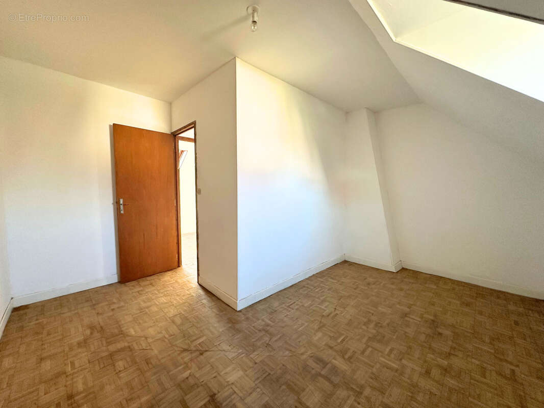 Maison à FLIXECOURT