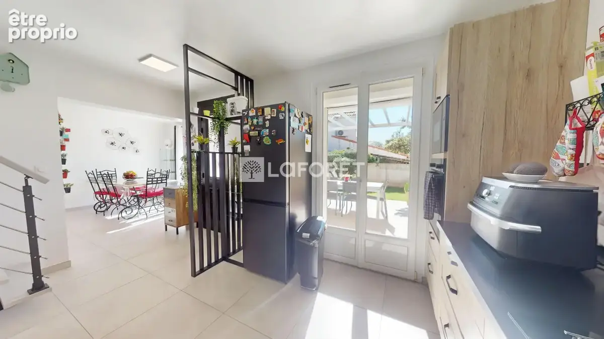 Maison Saint Mitre Les Remparts T4 garage - photo 9