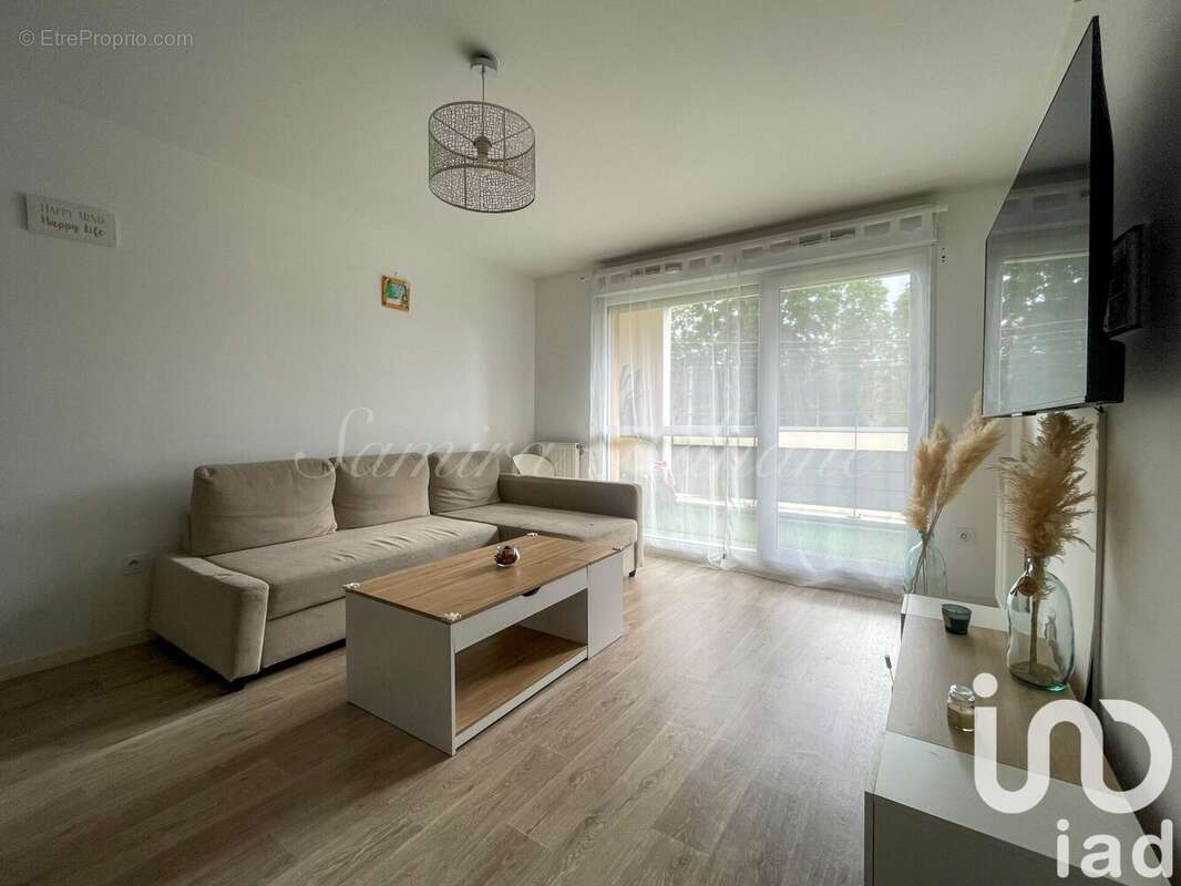 Photo 2 - Appartement à BESSANCOURT