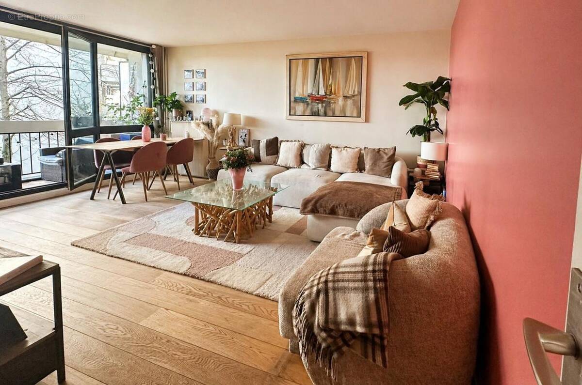 Appartement à GARCHES
