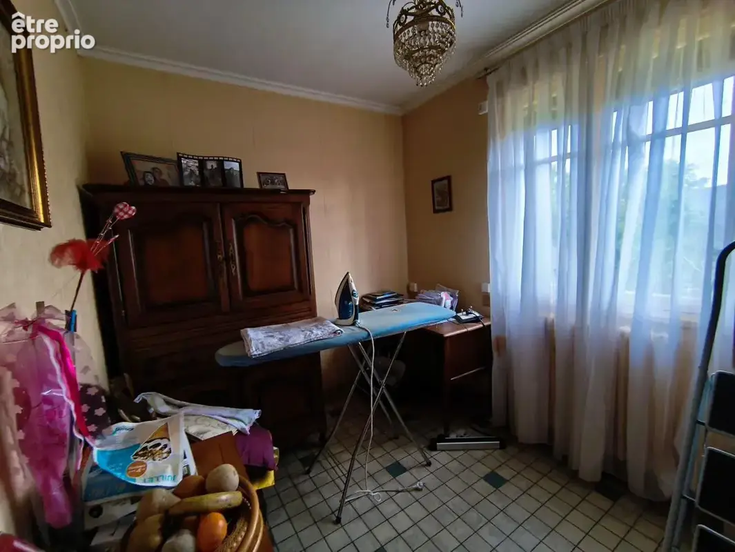 Maison 118 m² à Saint-Fraimbault  - photo 8