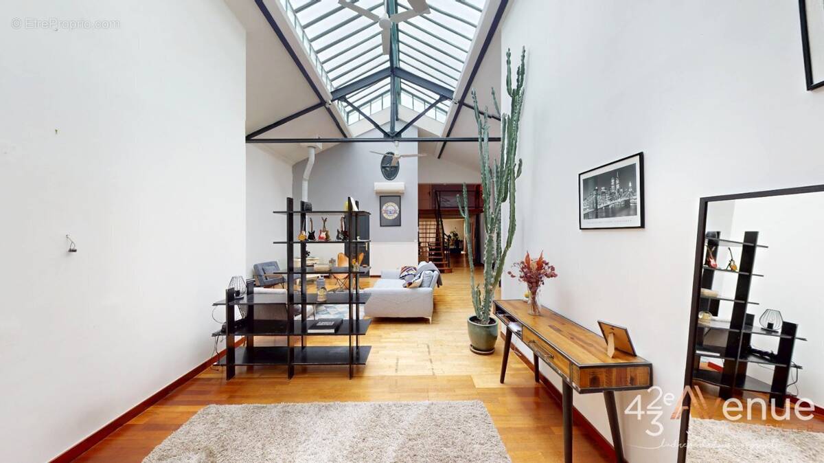 Appartement à SAINT-ETIENNE