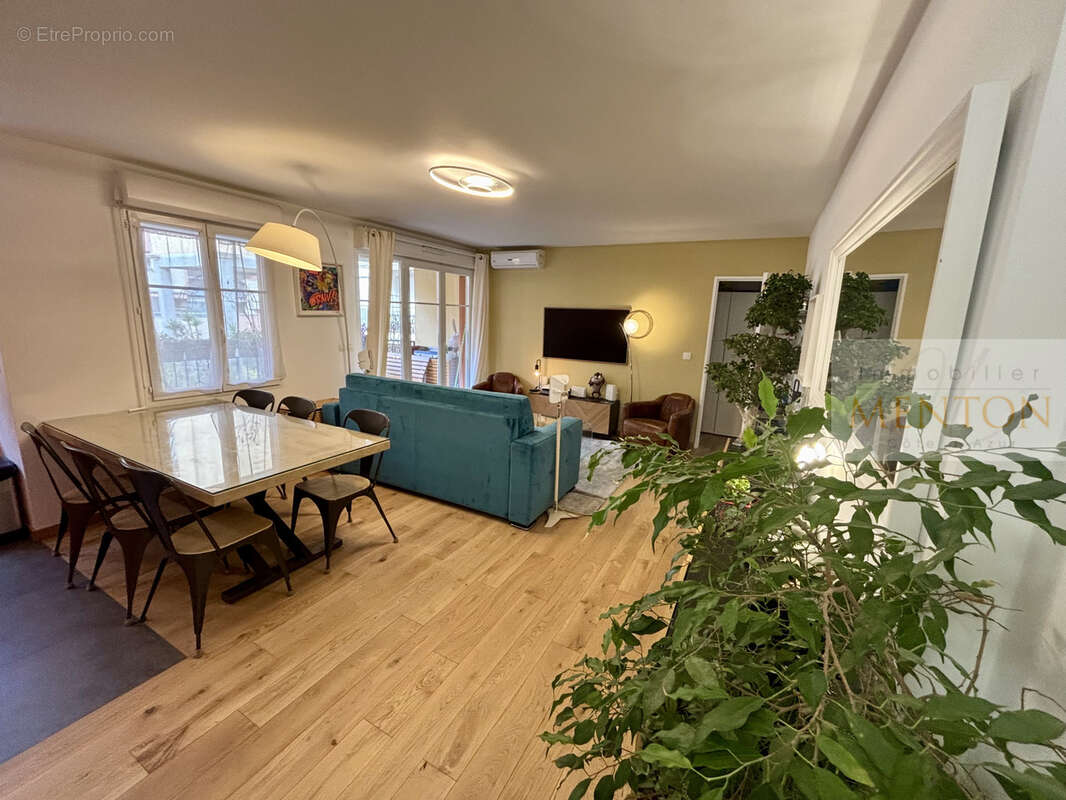 Appartement à MENTON
