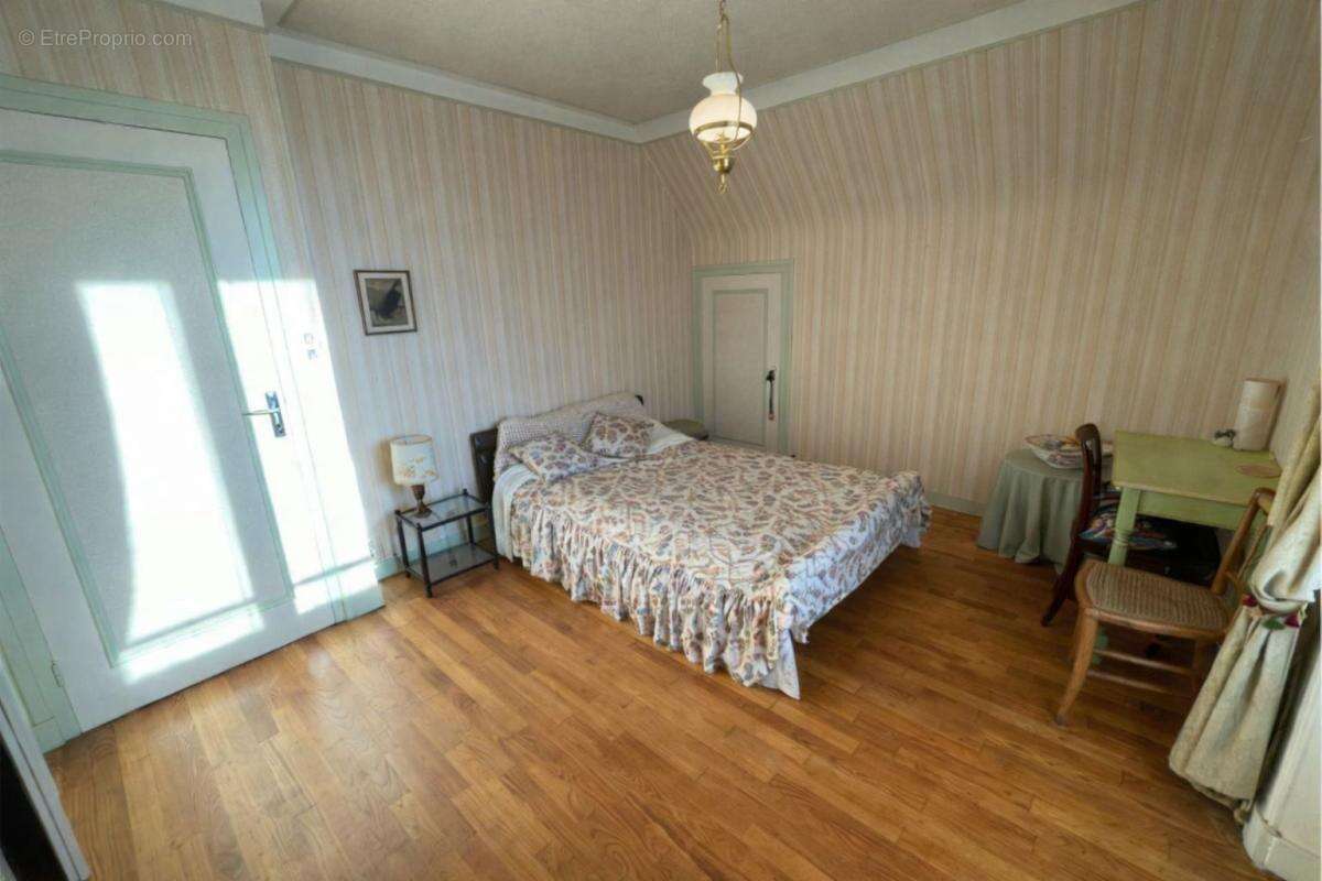 Maison à PLOUGASNOU