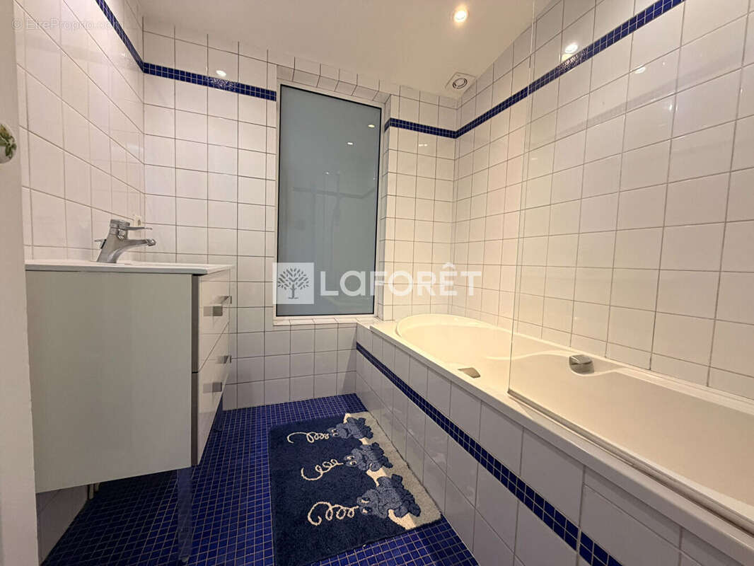 Maison à PARIS-16E