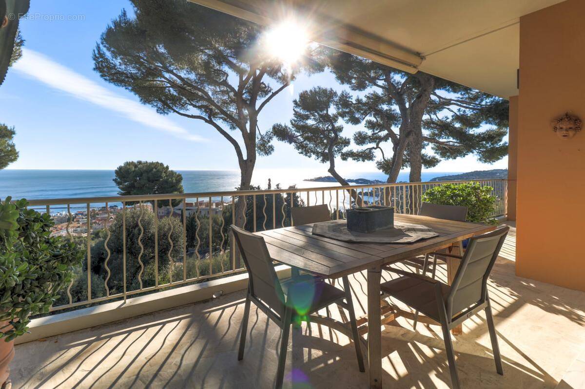 Appartement à VILLEFRANCHE-SUR-MER