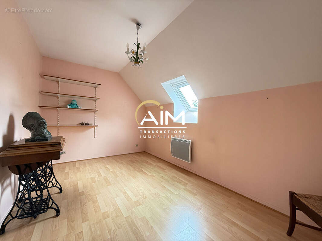 Maison à MONTLOUIS-SUR-LOIRE