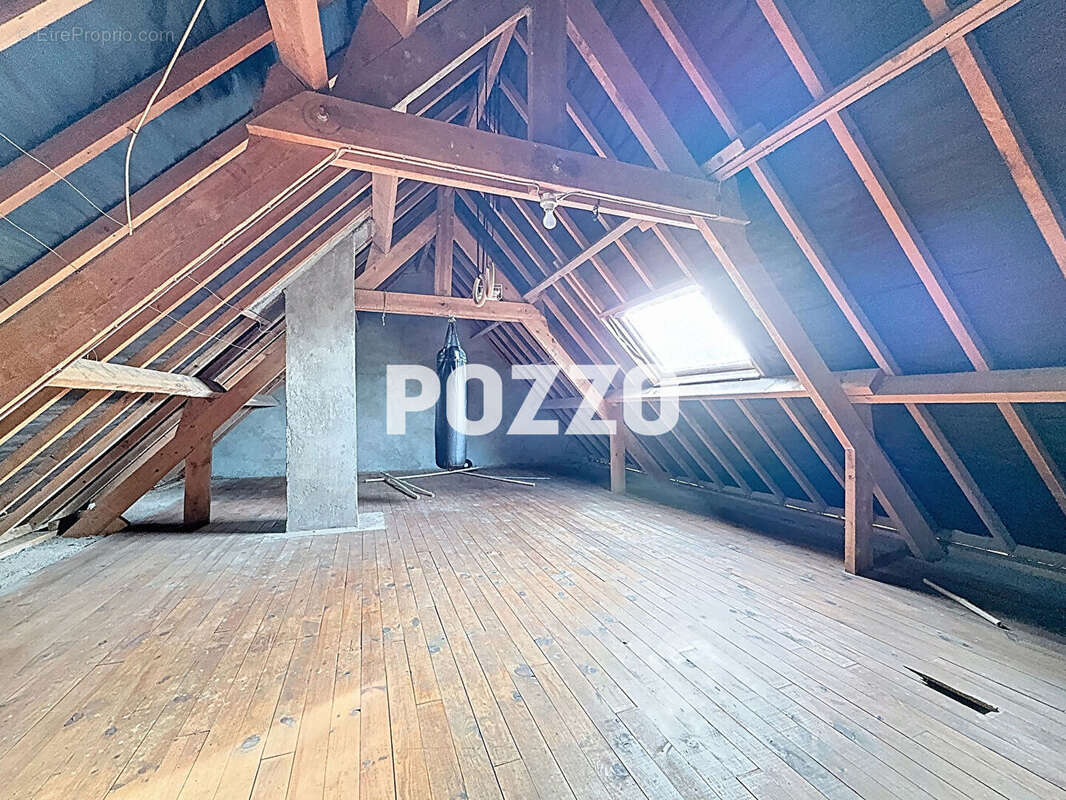 Maison à LA ROCHELLE-NORMANDE