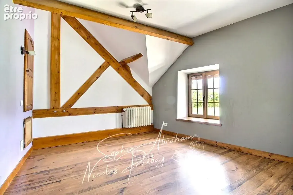 Maison en pierres avec cour et jardin - photo 7