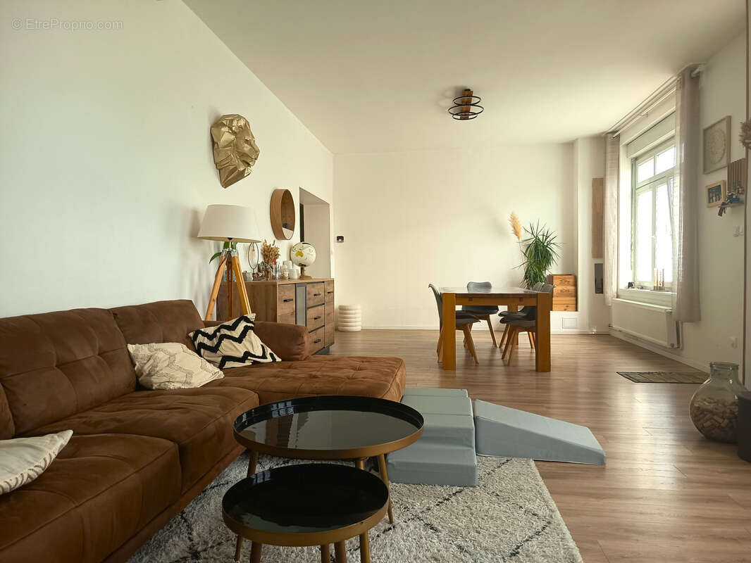 Maison à LA GORGUE