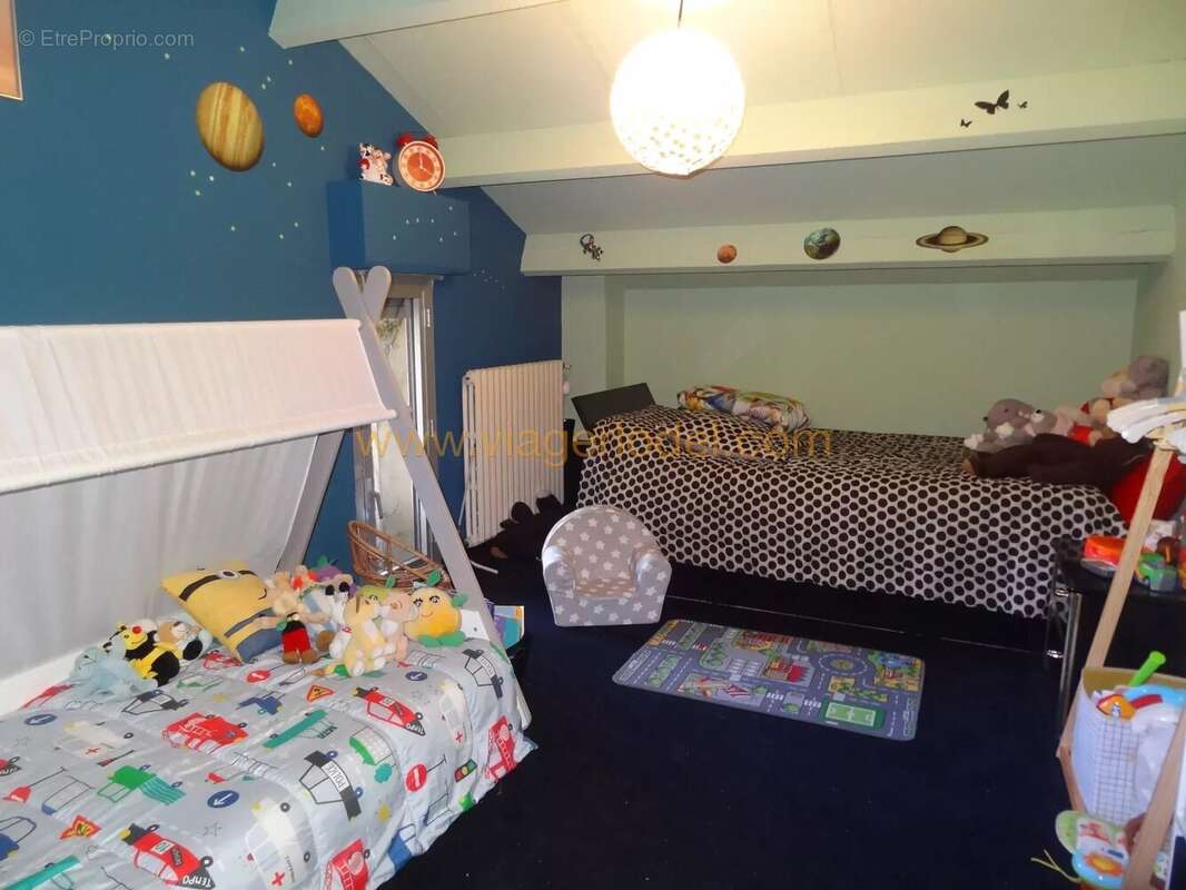 Maison à SAUX-ET-POMAREDE