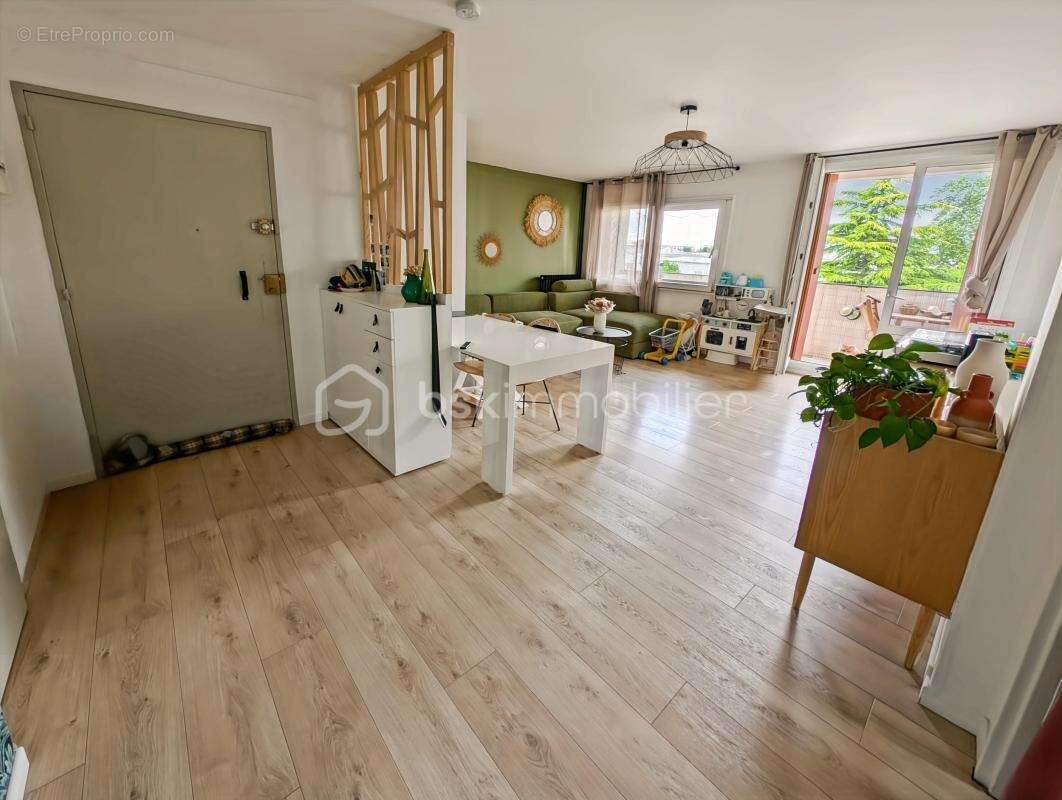 Appartement à CHELLES