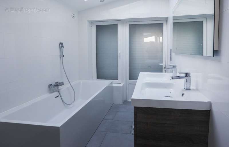 Maison à LIVILLIERS