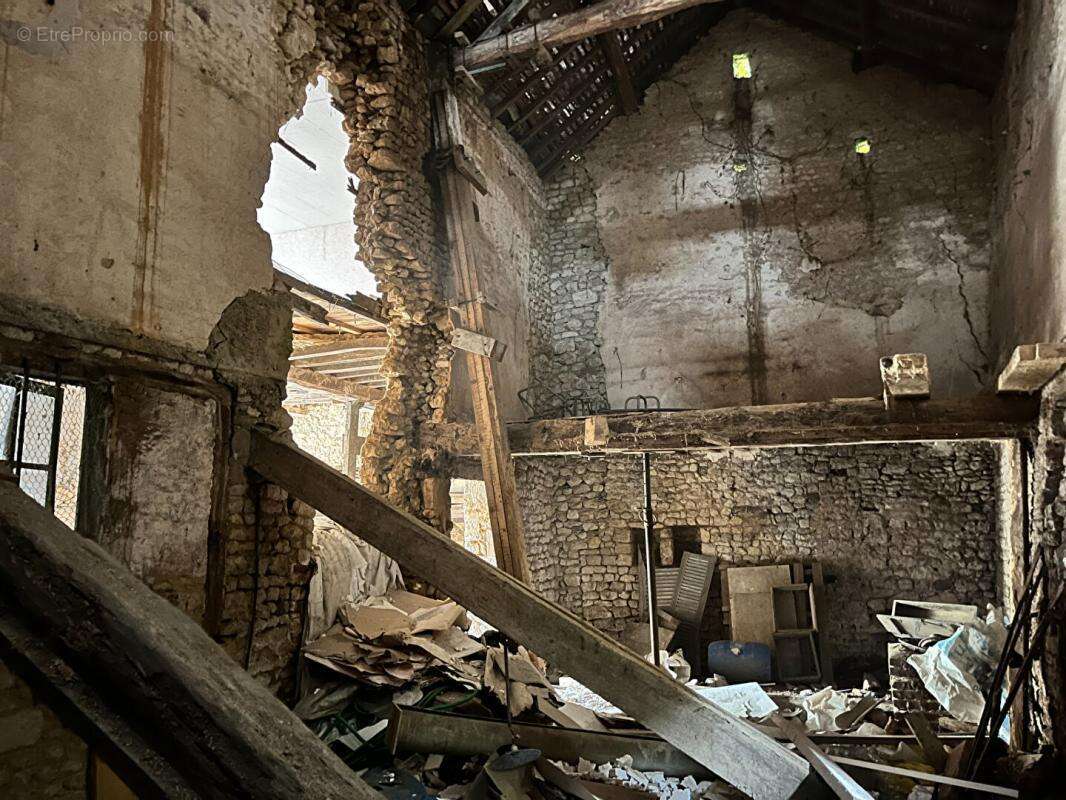 Maison a rehabiliter - photo 9