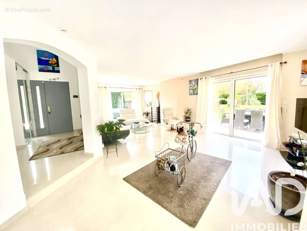 Photo 3 - Maison à MILLY-LA-FORET