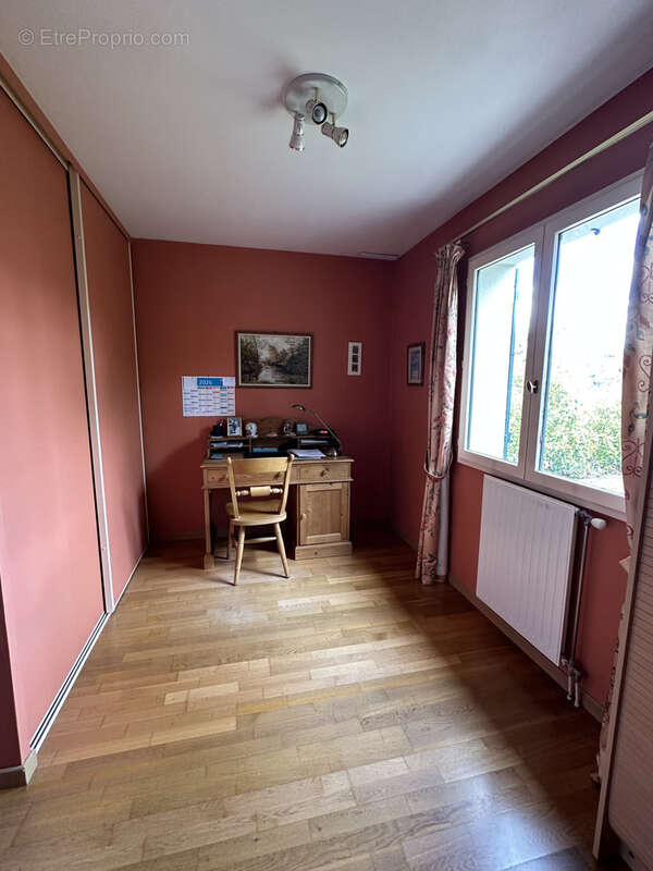 Maison à VAUX-LE-PENIL