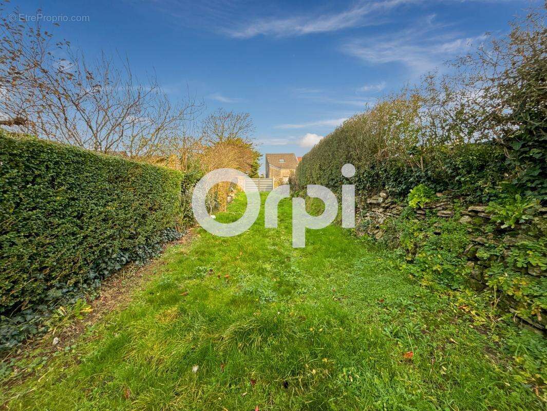 Maison à SAINT-MARTIN-BOULOGNE