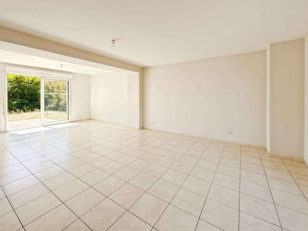 Maison à SAINT-CYR-EN-VAL