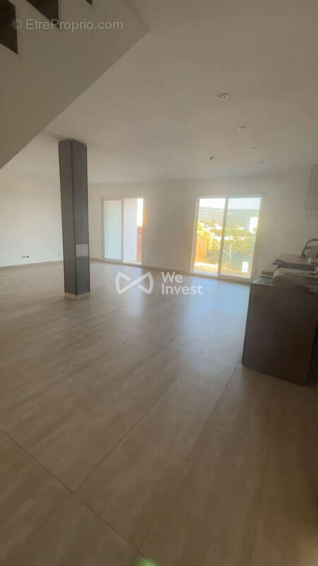 Maison 122 m² à Aubagne  - photo 3